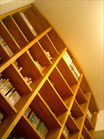 アルダー集成板30ミリ棚板は20ミリ、オイル塗装